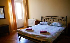 Two Bedrooms Apartment With Two Bathrooms