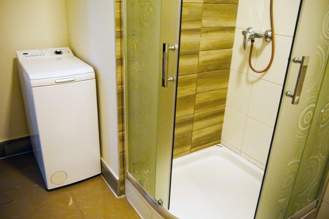 Two Bedrooms Apartment With Two Bathrooms Львів Екстер'єр фото